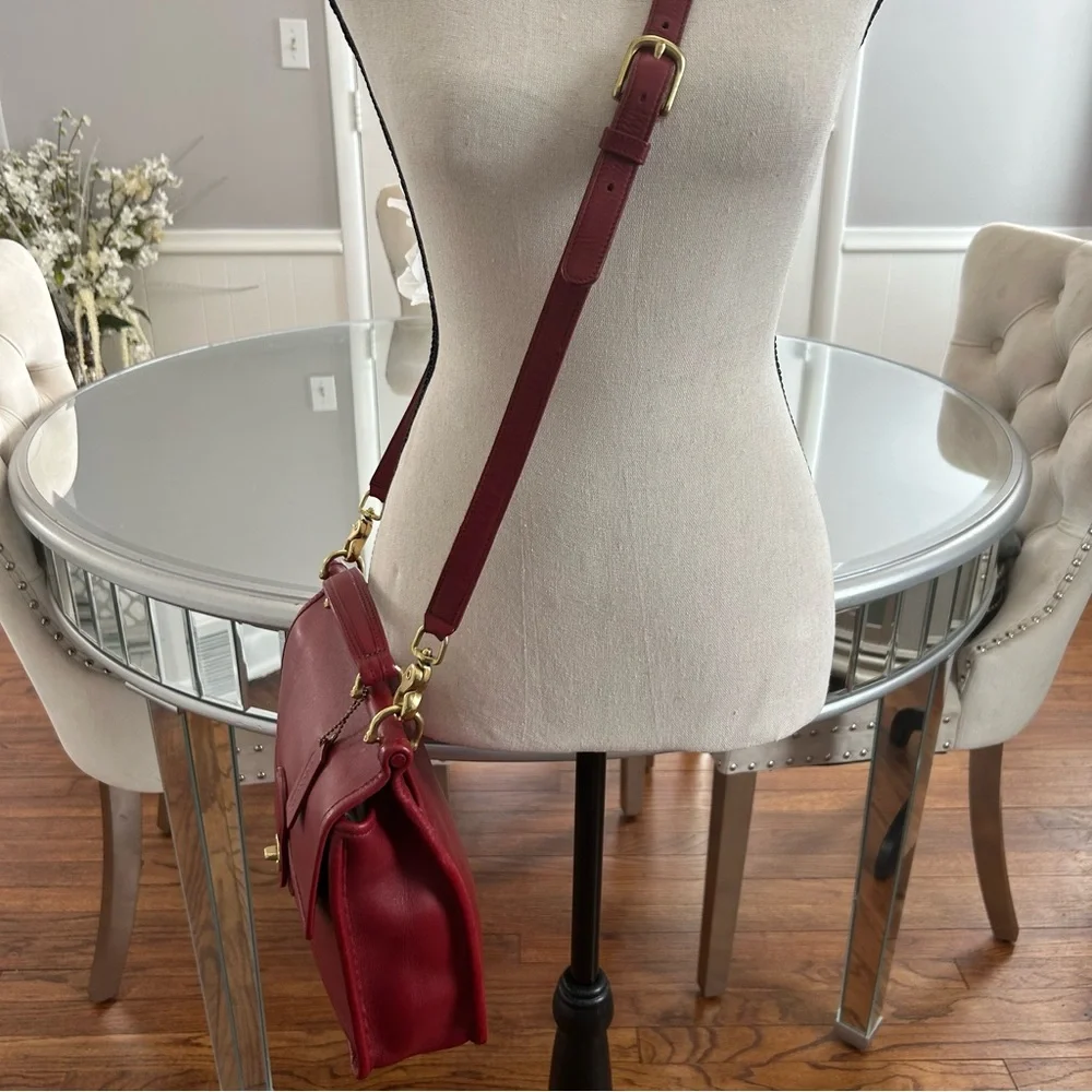 Coach Vintage Willis ♥️RED♥️ with HIDE marks (RARE) - Picture 11 of 14